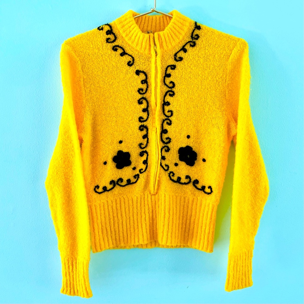 Vintage 70s zip front sweater Russian embroidered knit VTG 1970s funky